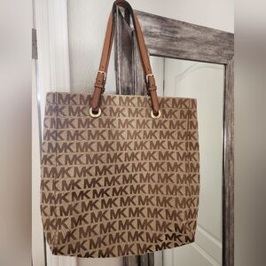 michael kors tote bag